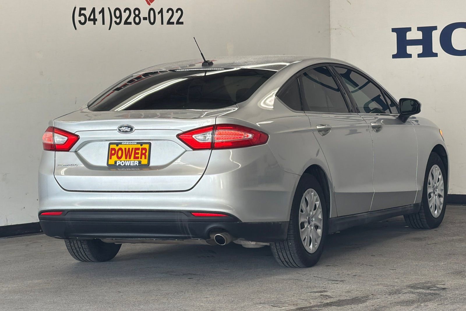 Used 2014 Ford Fusion S image 3