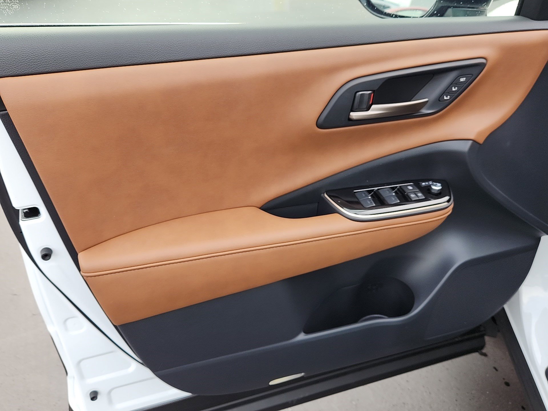 New 2026 Toyota Crown Limited image 10