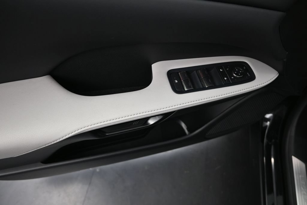 Used 2025 Lexus RX 350 w/ Convenience Package AWD/4WD image 10