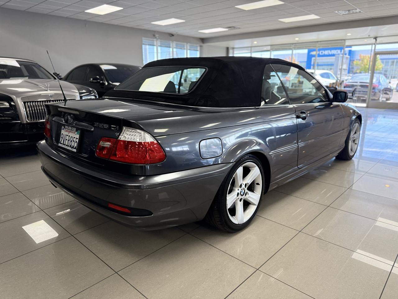 Used 2006 BMW 325Ci Convertible RWD image 2