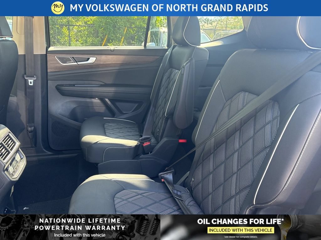 New 2026 Volkswagen Atlas SEL Premium R-Line AWD/4WD image 15