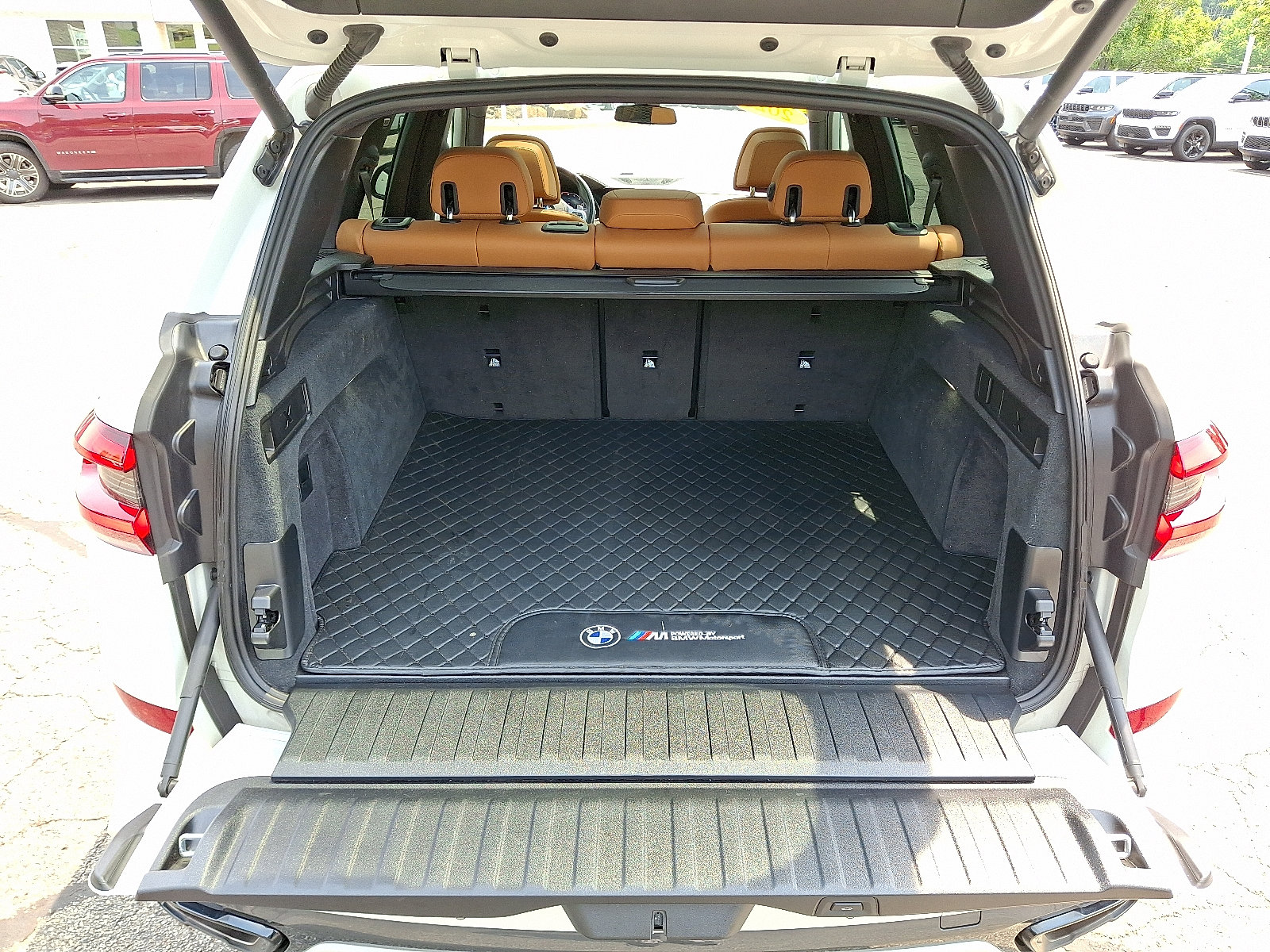 Used 2023 BMW X5 M50i w/ Executive Package AWD/4WD image 27