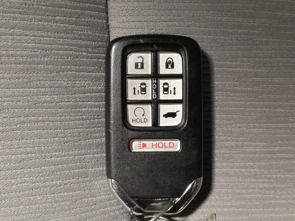 Used 2018 Honda Odyssey EX image 32