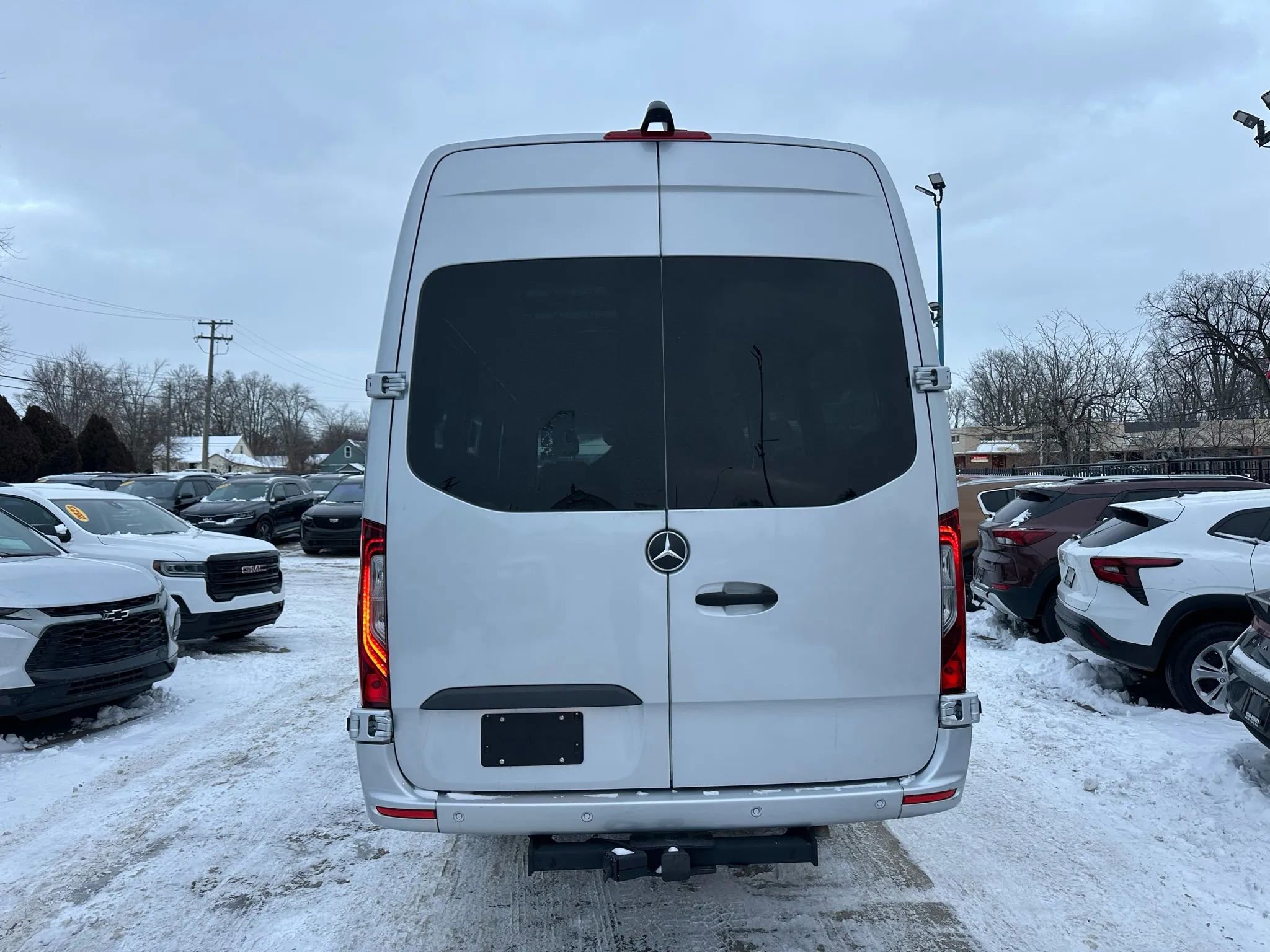 Used 2023 Mercedes-Benz Sprinter 3500 w/ Parking Package image 7