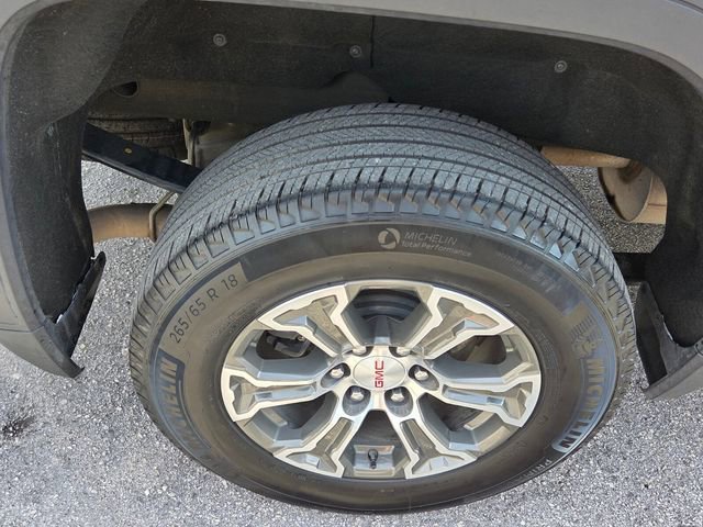 Used 2025 GMC Sierra 1500 SLT image 18