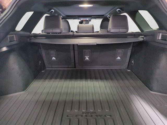Used 2026 Toyota Crown Signia w/ Advanced Technology Package AWD/4WD image 6