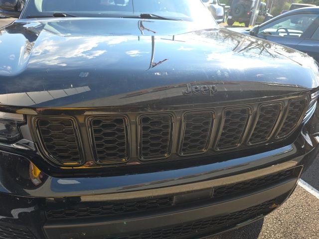 Used 2021 Jeep Grand Cherokee L Laredo image 10