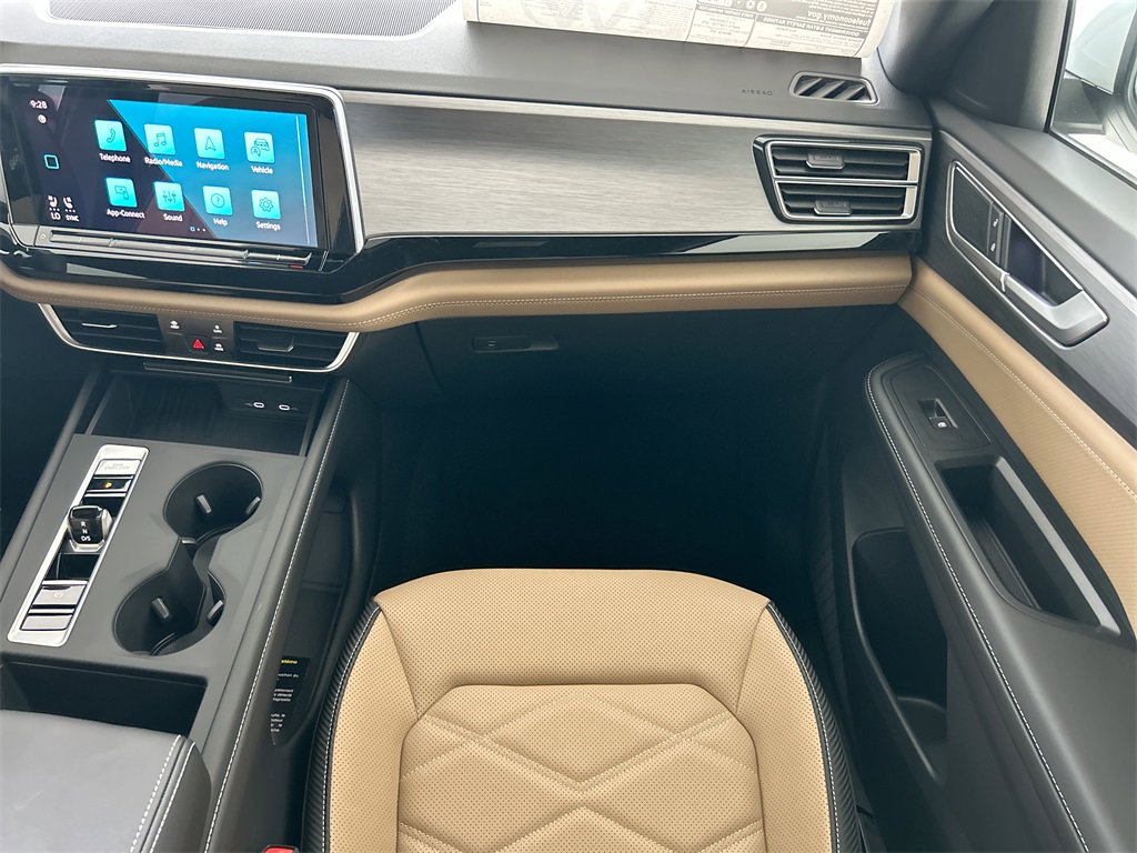 New 2026 Volkswagen Atlas Cross Sport SE image 44