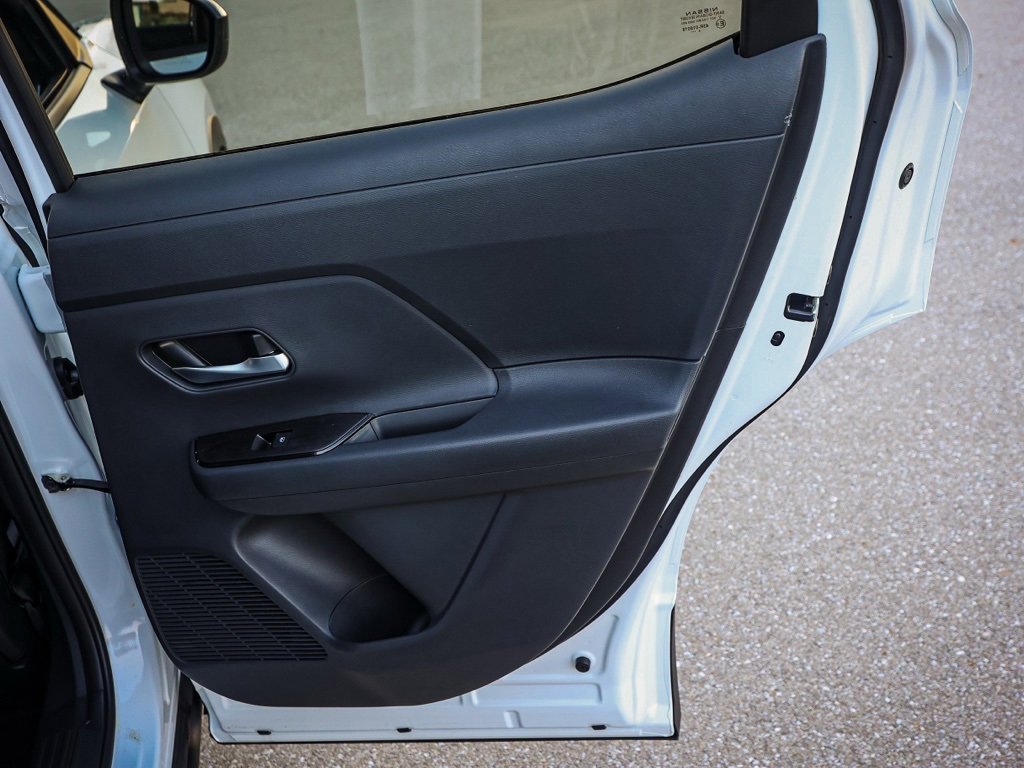 New 2026 Nissan Kicks SV image 19