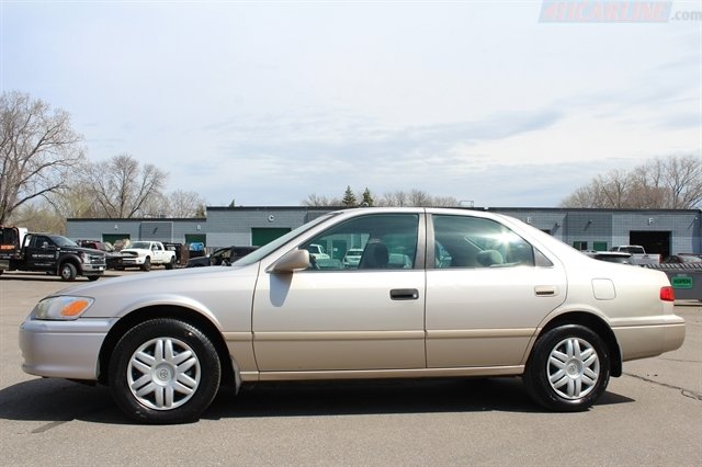 Used 2001 Toyota Camry CE FWD image 5