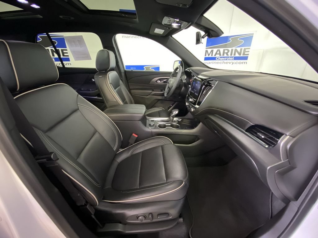 Used 2024 Chevrolet Traverse Premier w/ Redline Edition FWD image 35