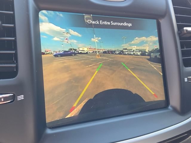 Used 2022 Chrysler 300 Touring w/ Sport Appearance Package RWD image 18