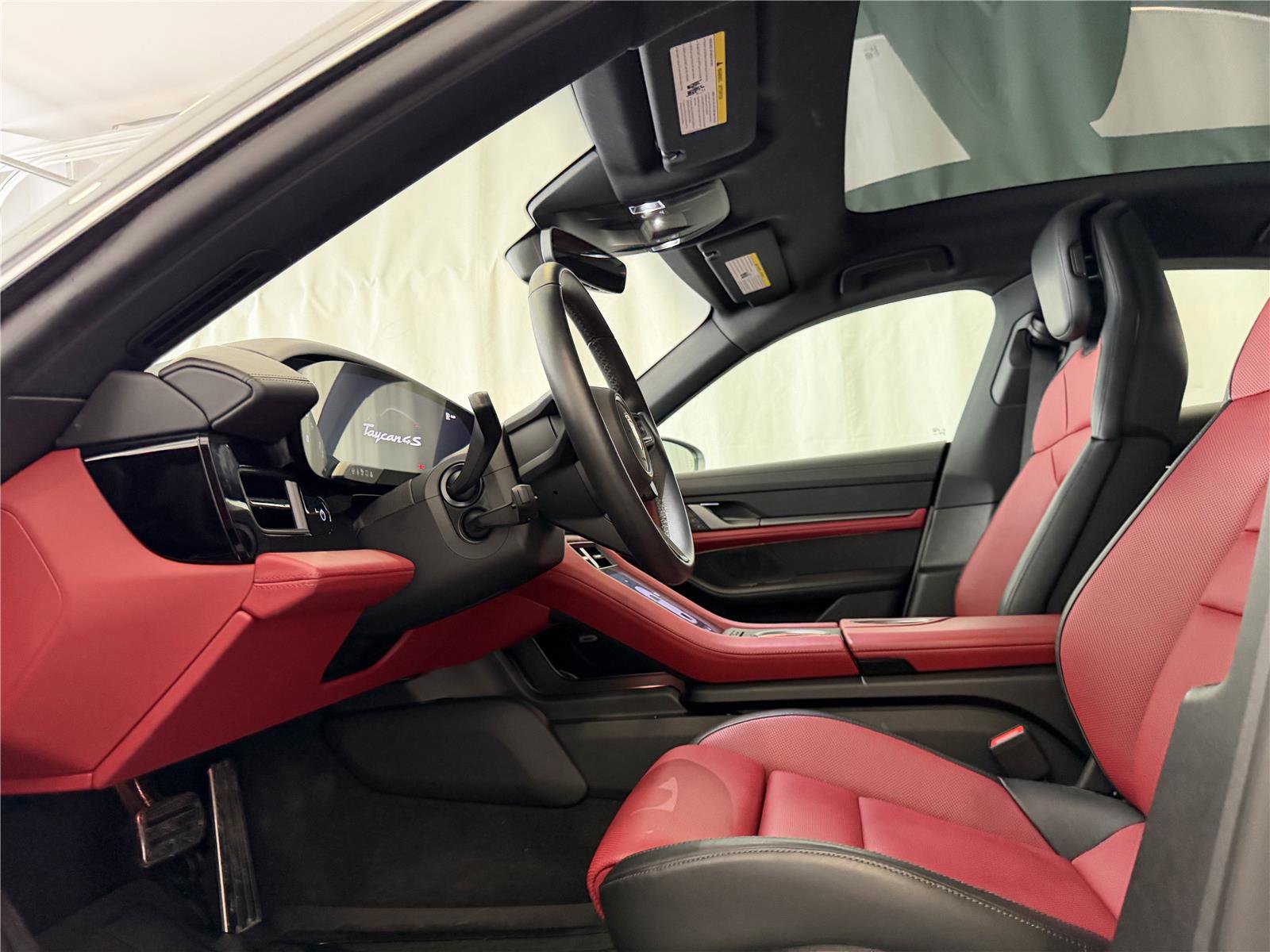 Certified 2025 Porsche Taycan 4S image 5