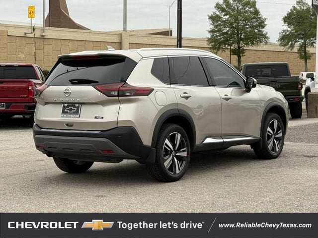 Used 2021 Nissan Rogue SL w/ Premium Package FWD image 6