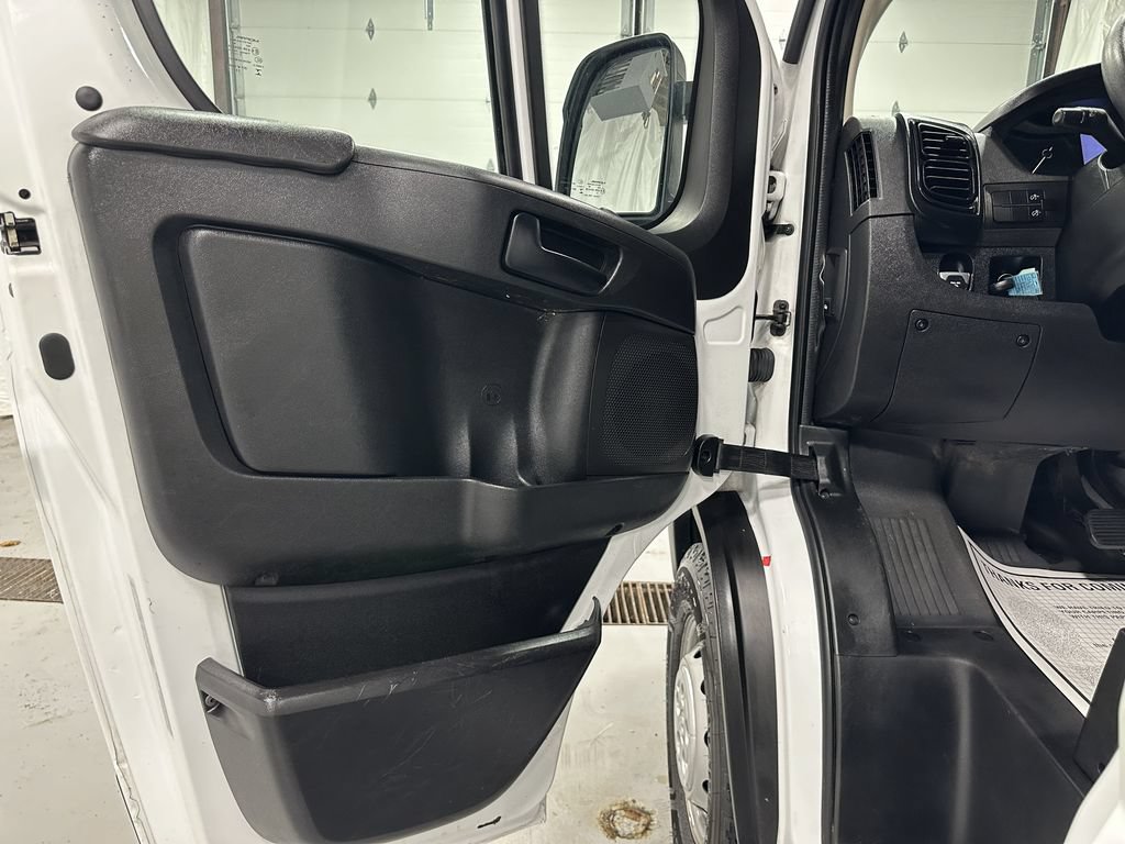 Used 2023 RAM ProMaster 3500 FWD image 8