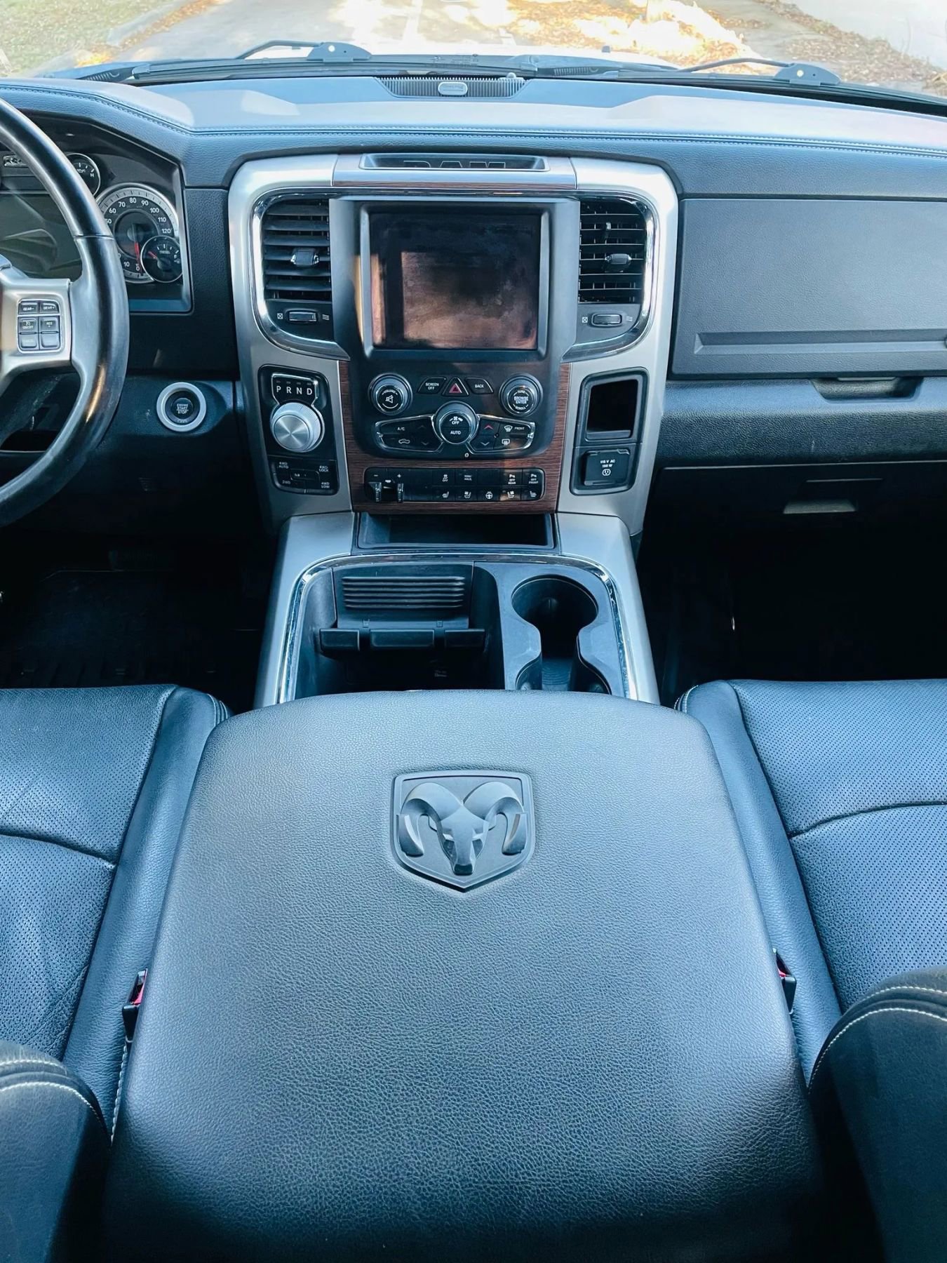 Used 2018 RAM 1500 Laramie w/ Convenience Group image 14