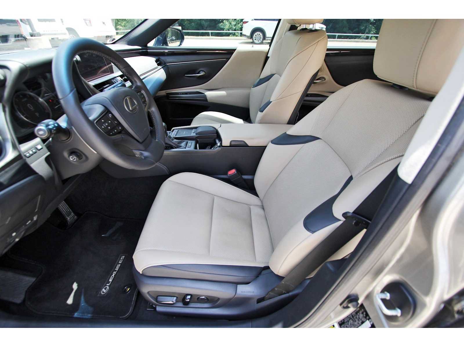 Used 2021 Lexus ES 350 w/ Premium Package FWD image 11