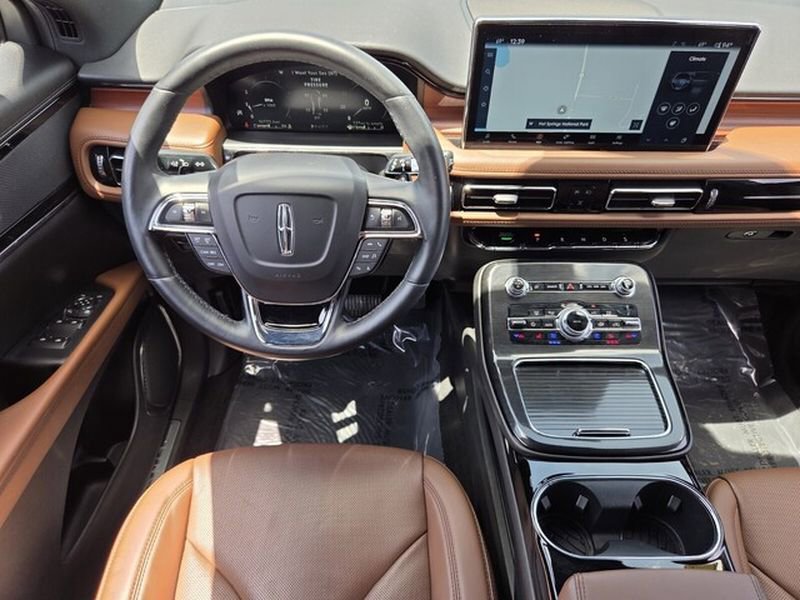 Used 2022 Lincoln Nautilus Reserve w/ Class II Trailer Tow Package FWD image 14