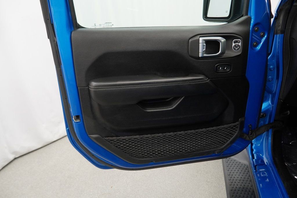 Certified 2022 Jeep Wrangler Unlimited Sahara w/ Cold Weather Group image 44