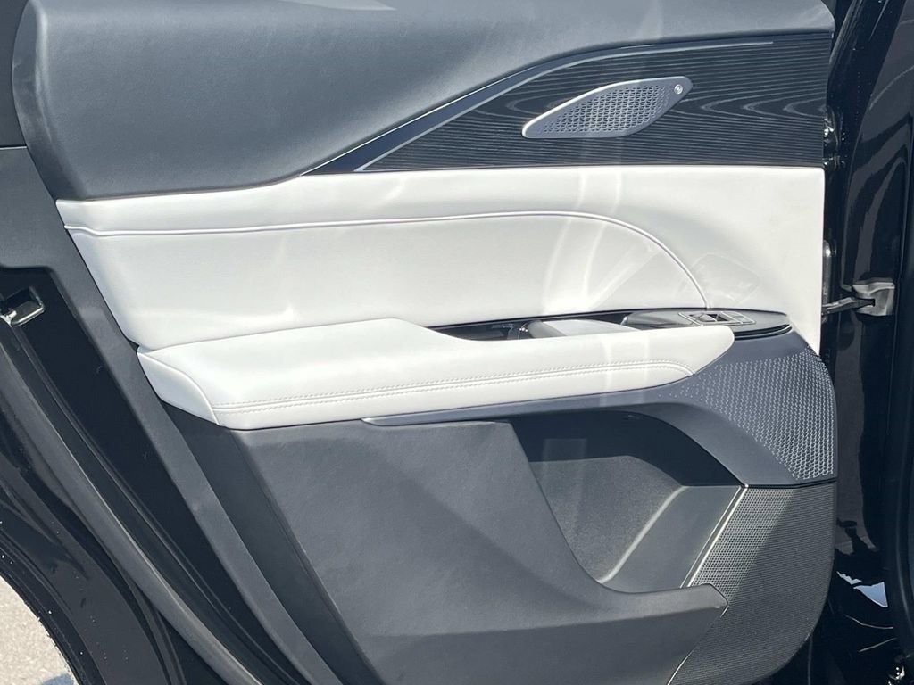 New 2026 Cadillac Lyriq Signature Sport image 20