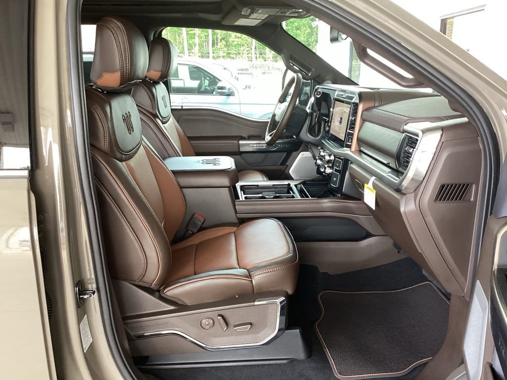New 2026 Ford F350 King Ranch w/ Chrome Package AWD/4WD image 47
