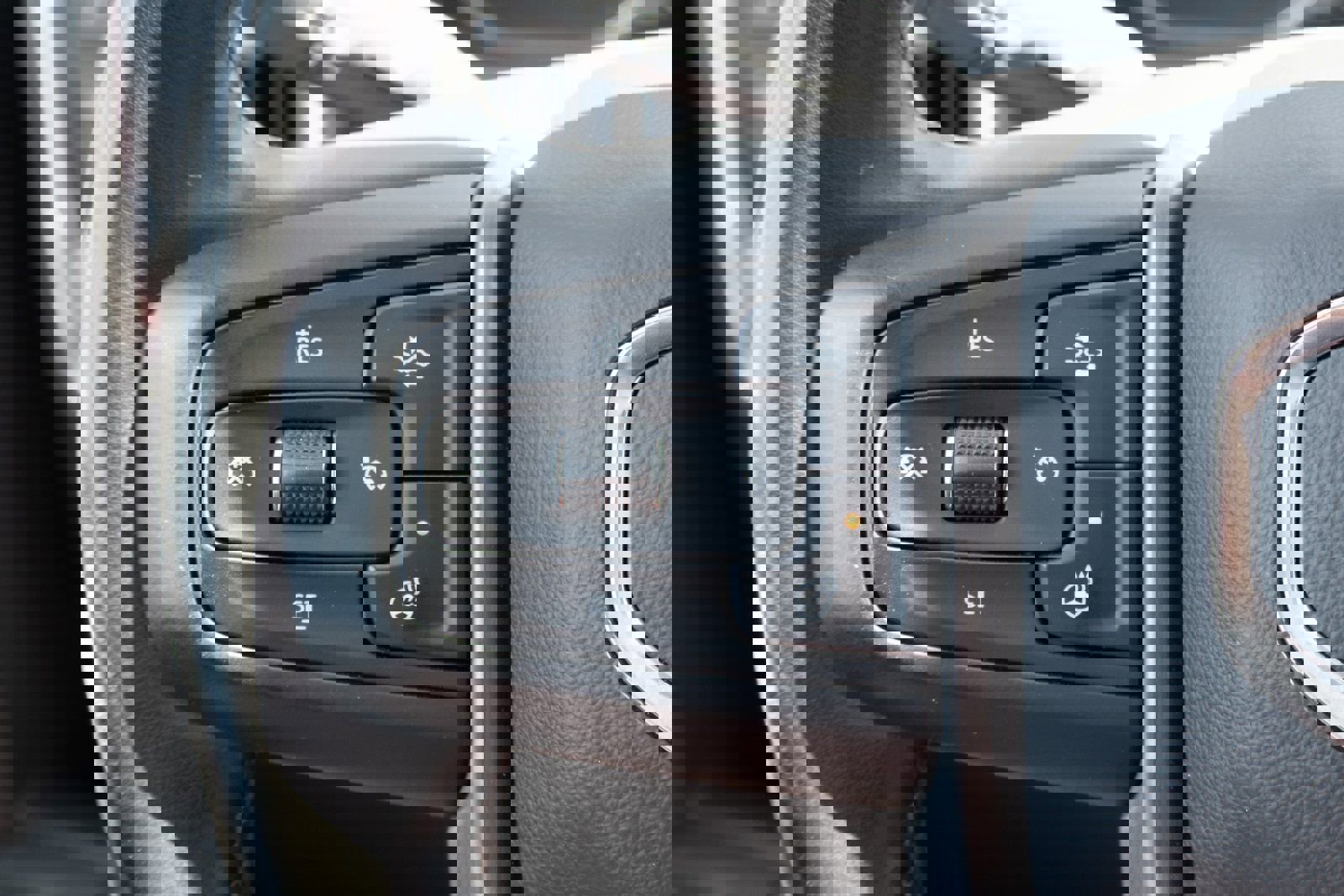 Used 2023 GMC Sierra 3500 Denali w/ Denali Black Diamond Edition image 6