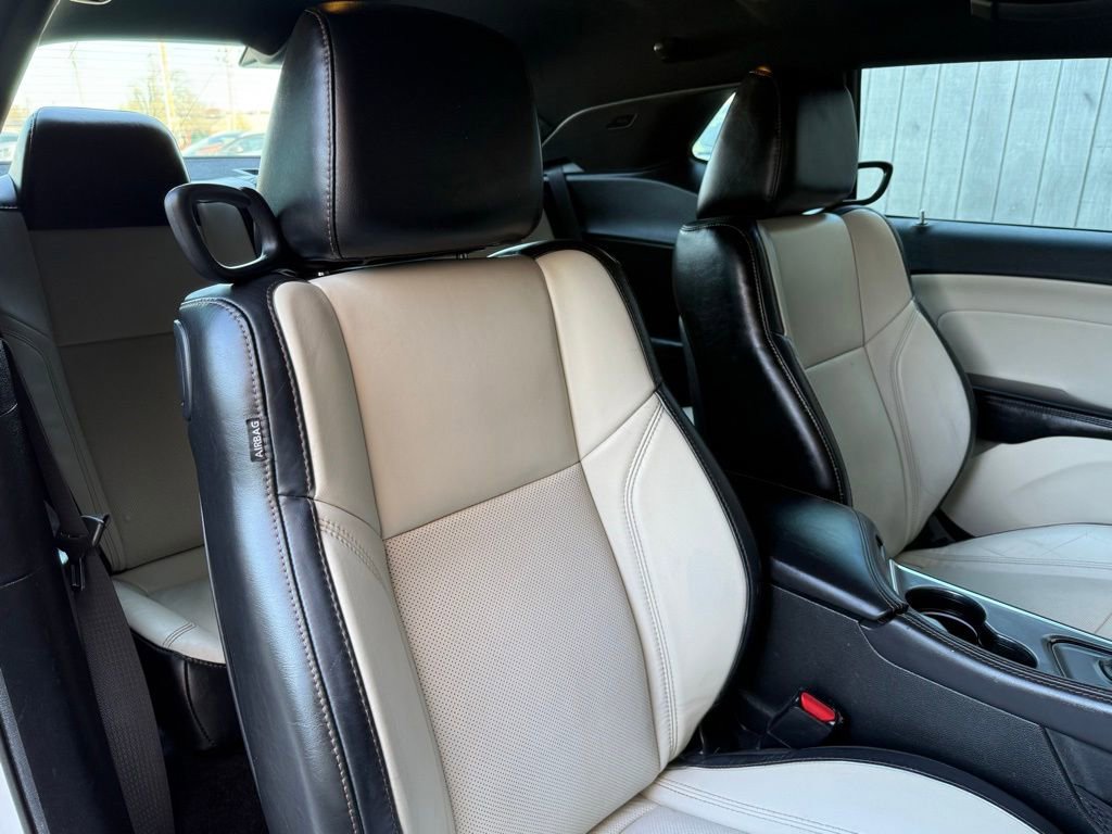 Used 2018 Dodge Challenger SXT Plus RWD image 15