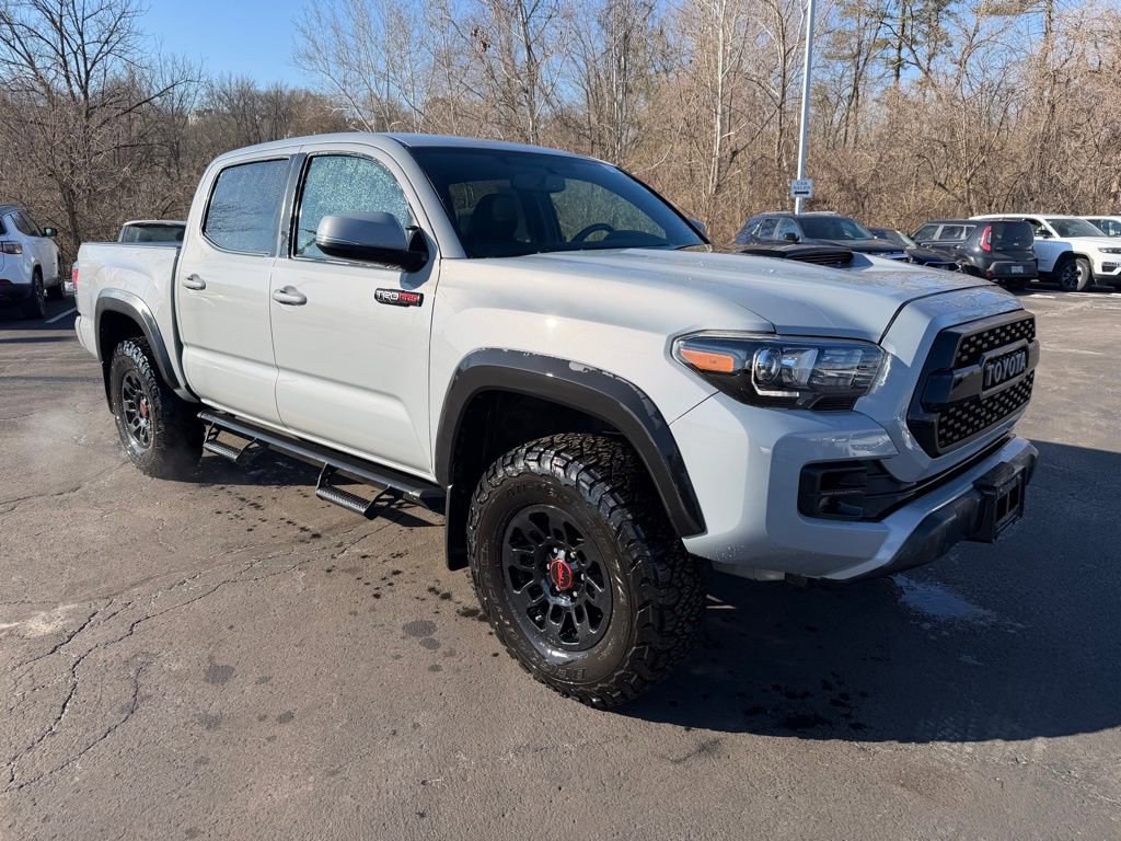 Used 2017 Toyota Tacoma TRD Pro image 3