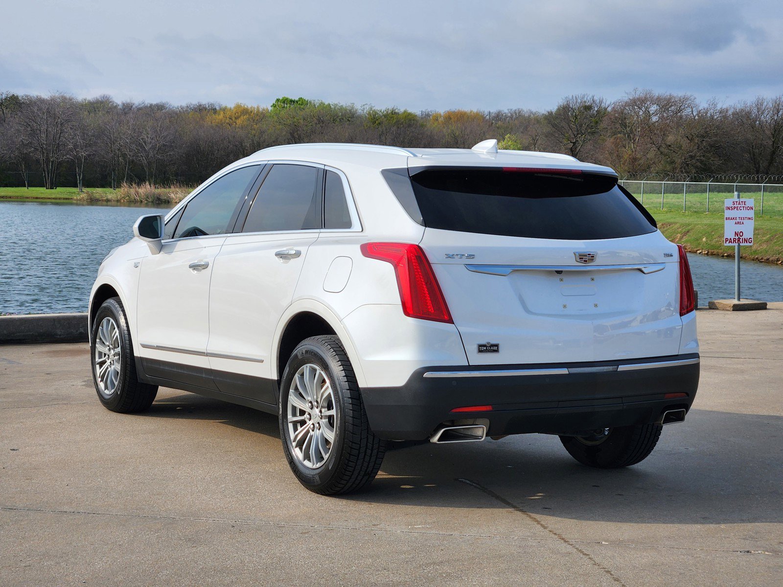 Used 2019 Cadillac XT5 Luxury FWD image 4