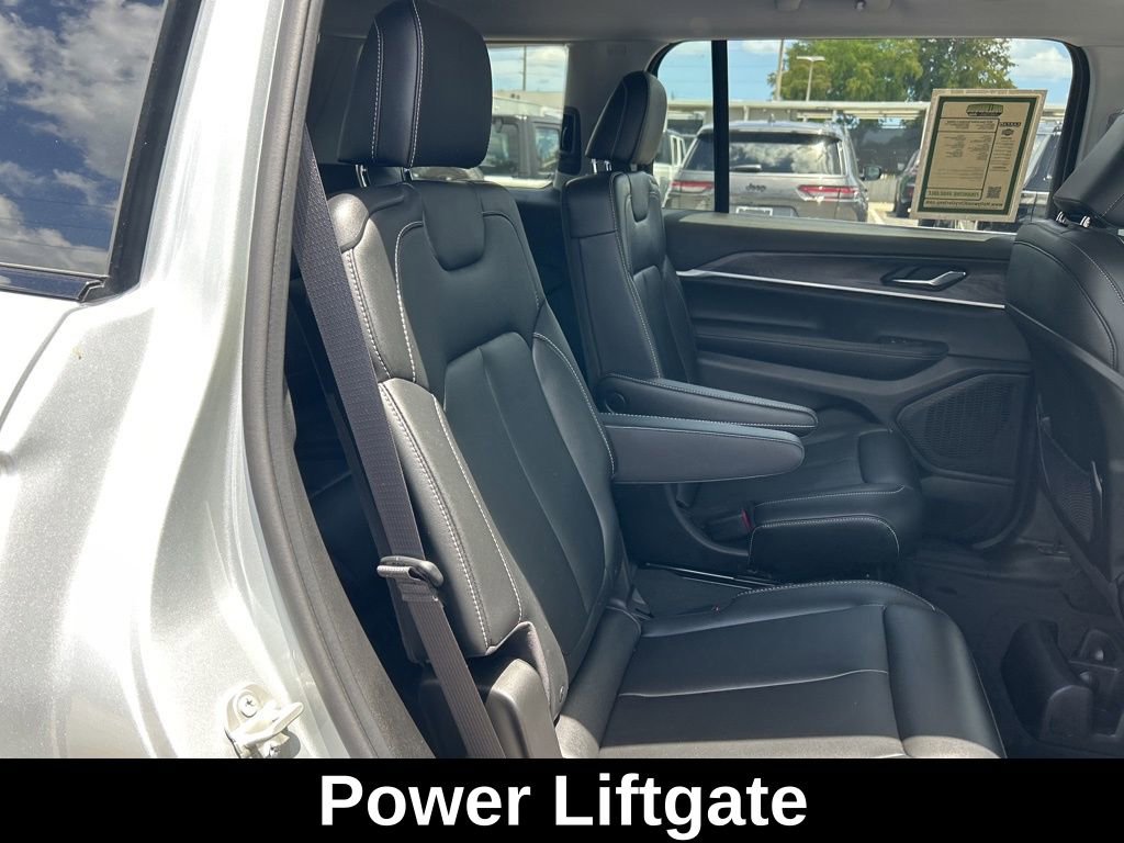 Used 2024 Jeep Grand Cherokee L Limited RWD image 27