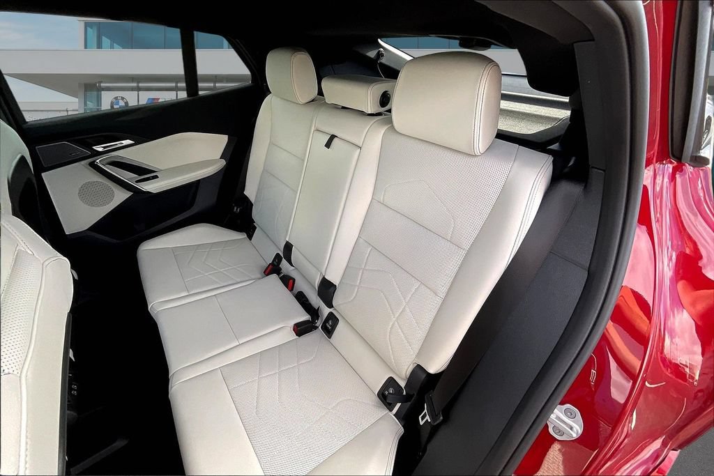 New 2026 BMW X2 xDrive28i w/ Technology Package AWD/4WD image 22