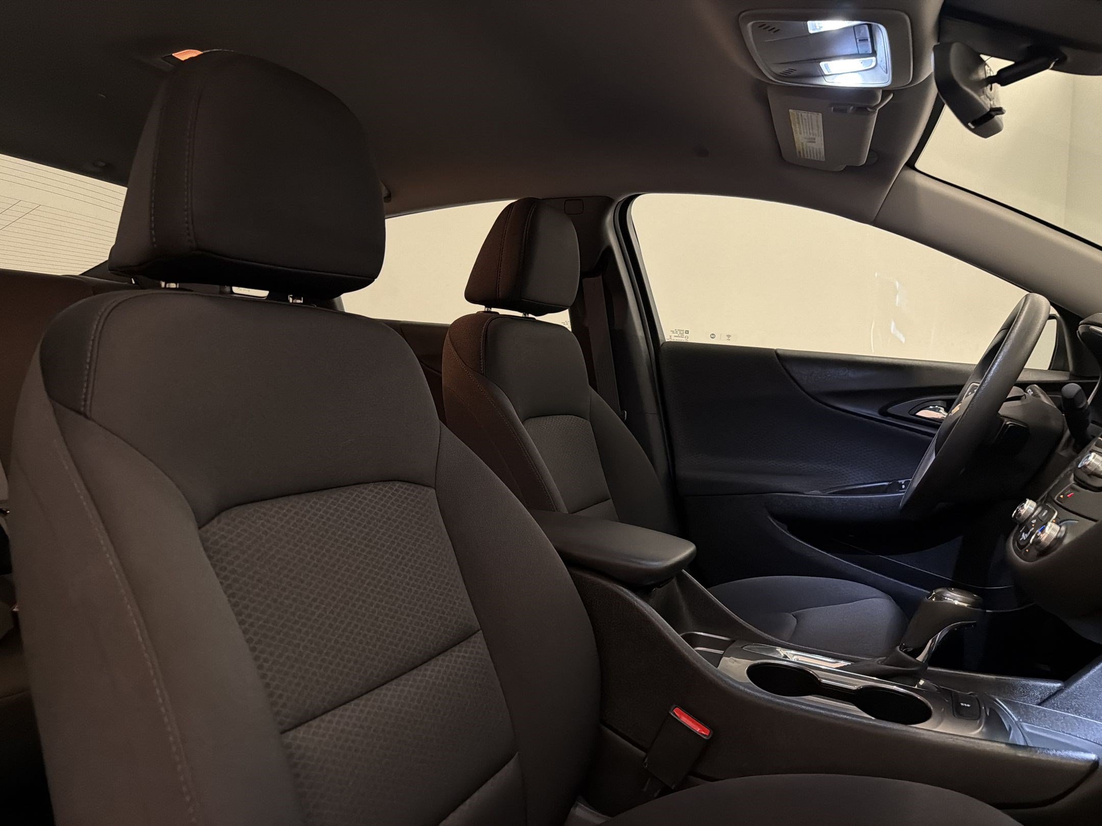 Used 2020 Chevrolet Malibu LS FWD image 22