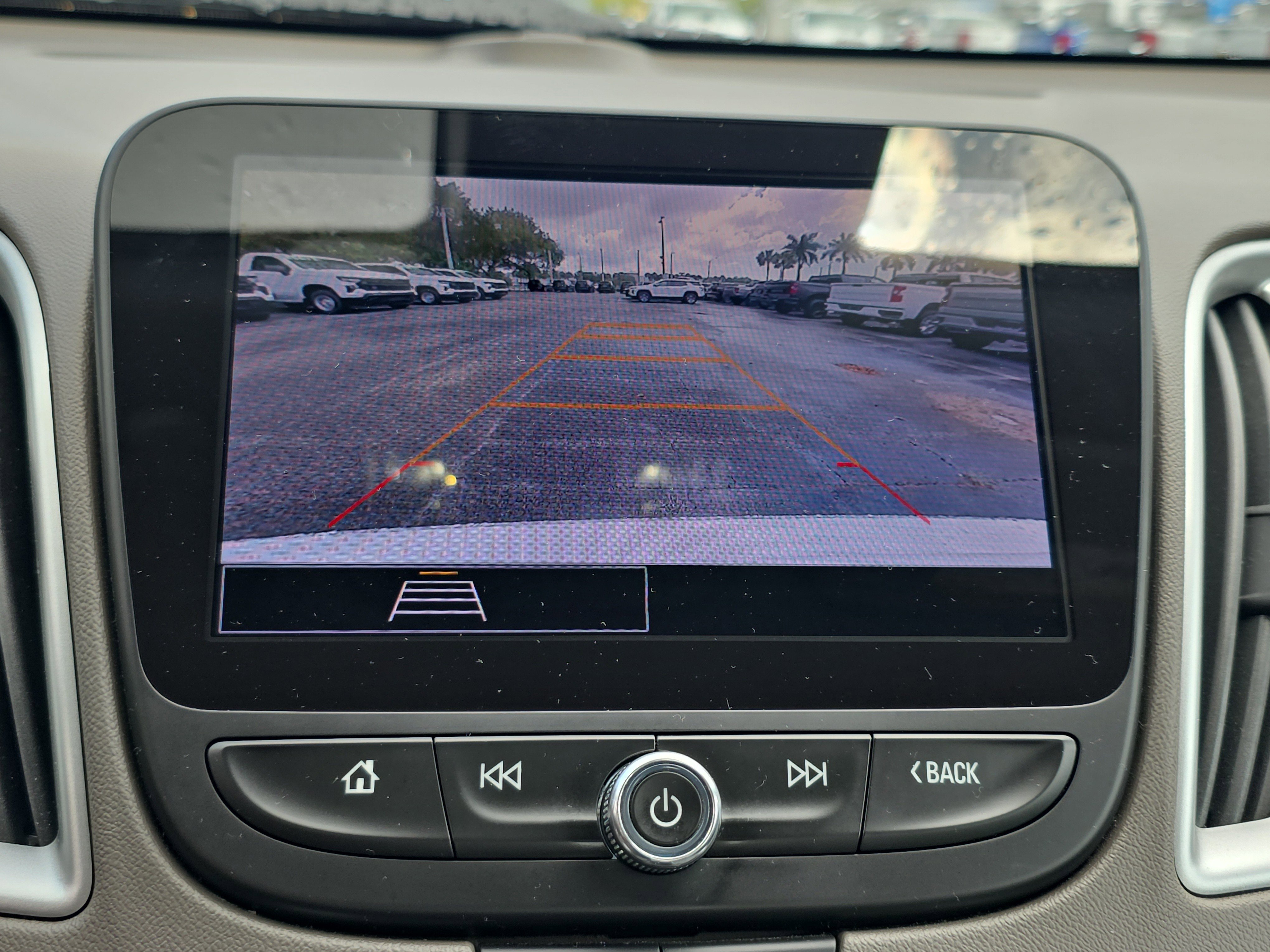 Used 2023 Chevrolet Malibu LS image 31