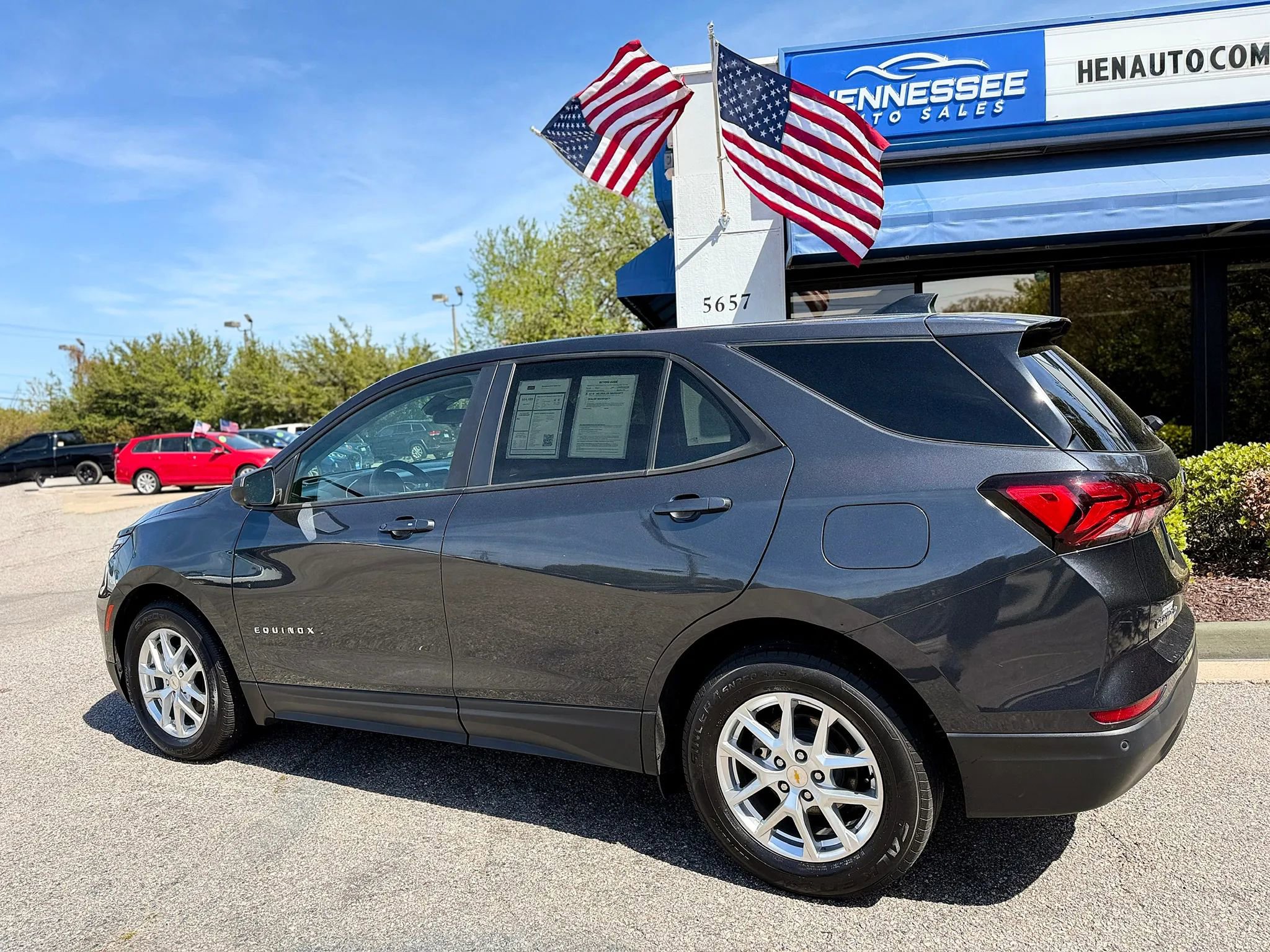 Used 2022 Chevrolet Equinox LS FWD image 13
