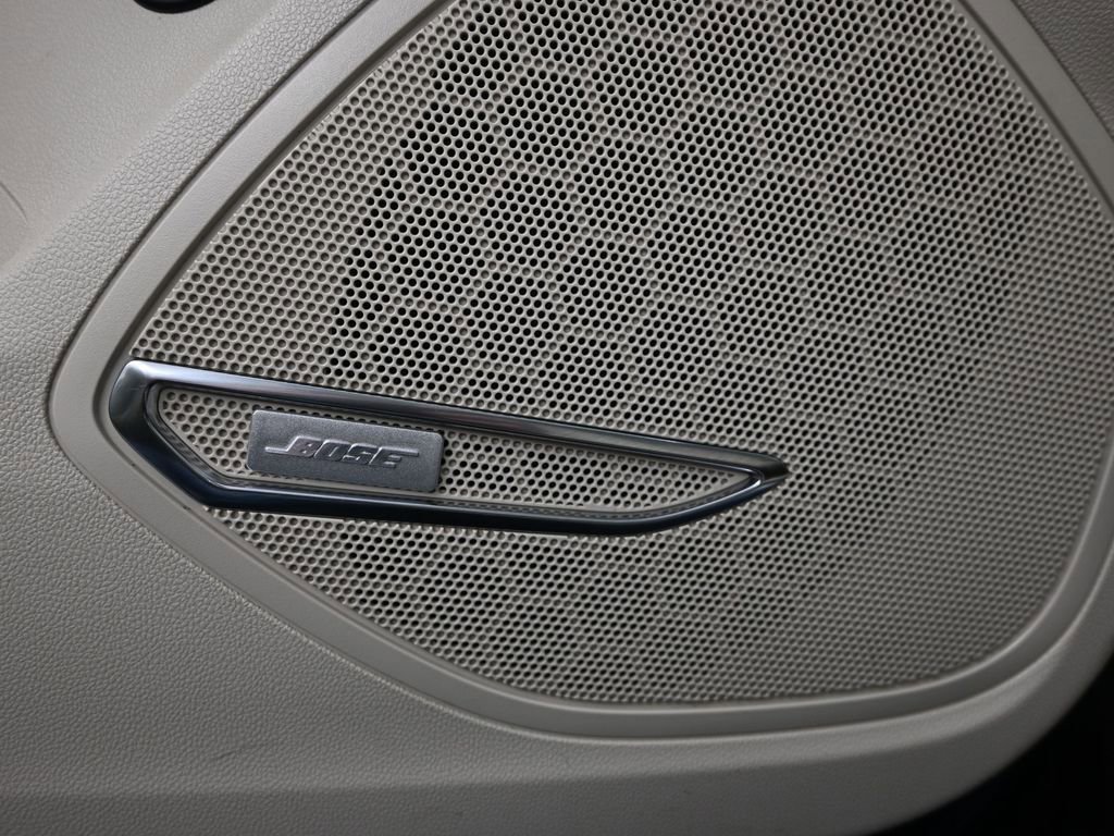 Used 2023 Buick Envision Avenir image 12