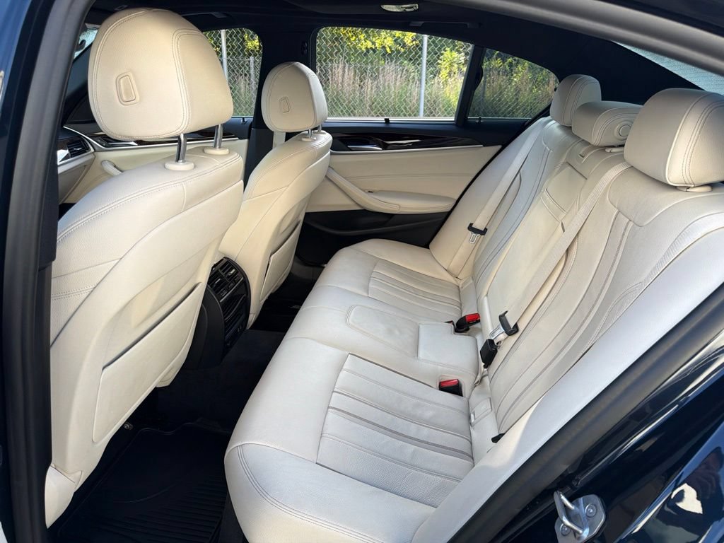 Used 2020 BMW 540i xDrive w/ Executive Package AWD/4WD image 21