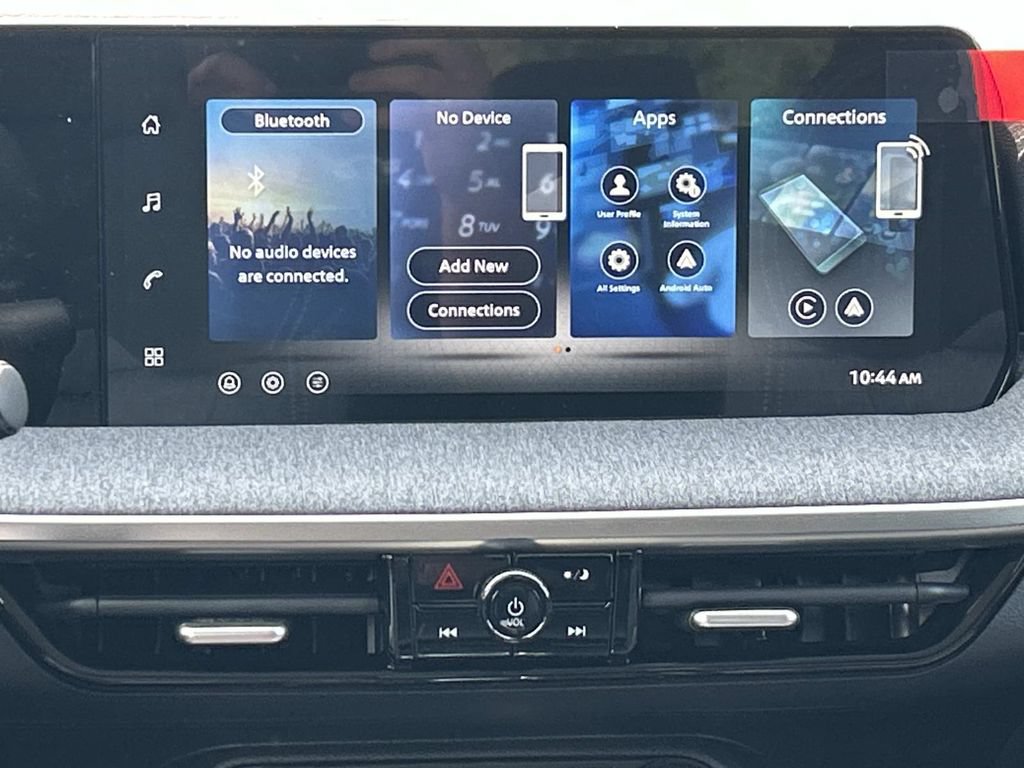 New 2026 Nissan Kicks SV w/ Cold Weather Package FWD image 21
