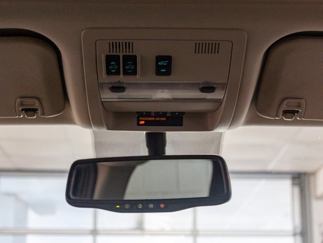 Used 2013 Chevrolet Suburban LT w/ Luxury Package image 17