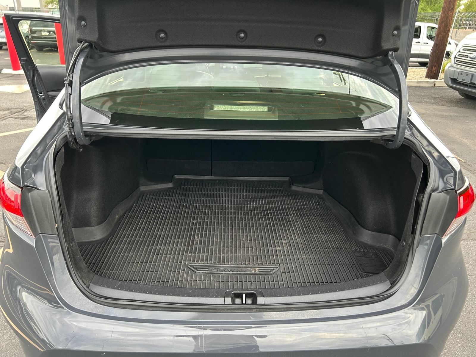 Used 2023 Toyota Corolla LE FWD image 14