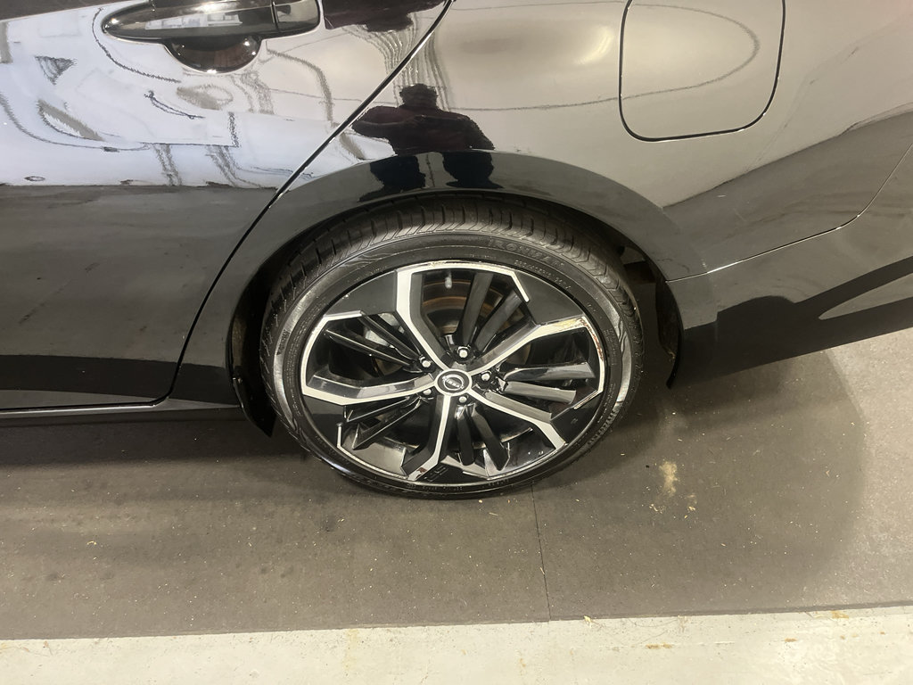 Used 2024 Nissan Altima 2.5 SR FWD image 28
