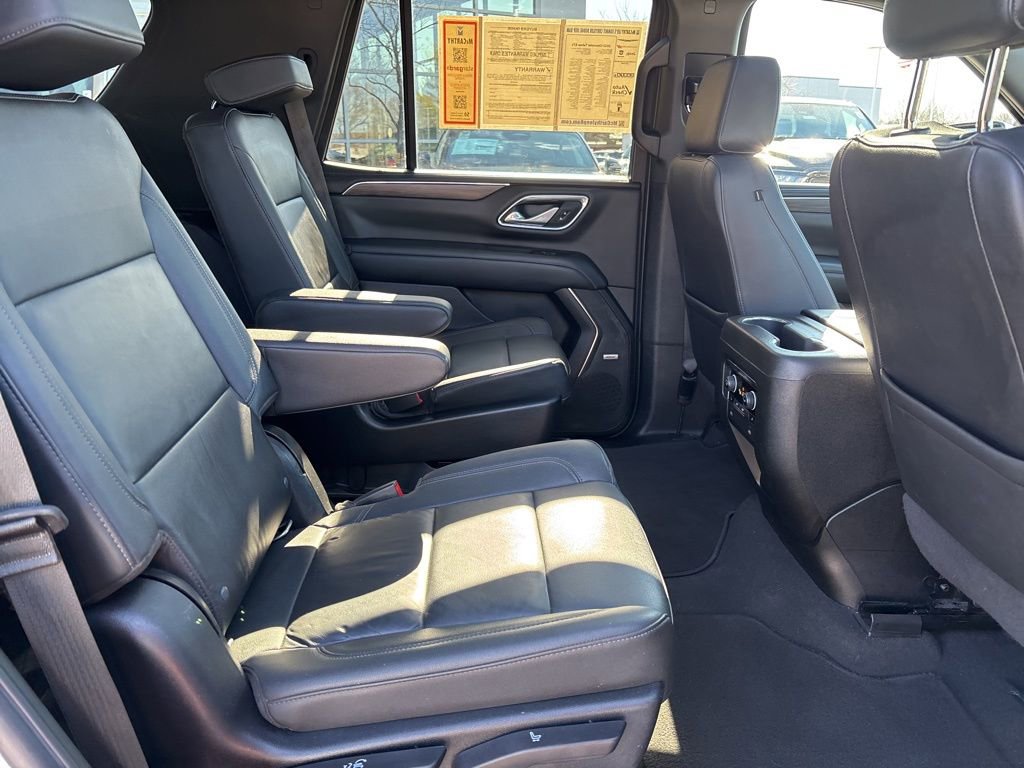 Used 2022 Chevrolet Tahoe Z71 w/ Luxury Package AWD/4WD image 52