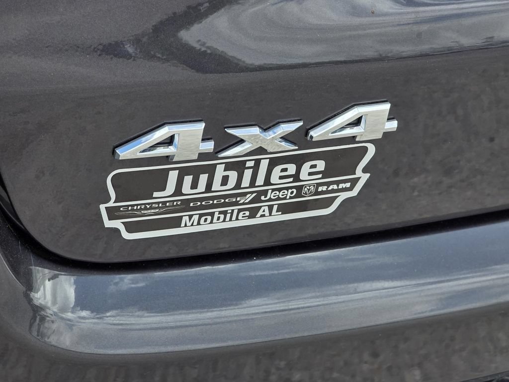 Used 2024 Jeep Compass Limited AWD/4WD image 30