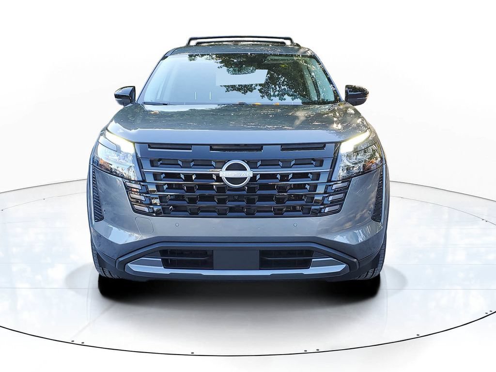 New 2026 Nissan Pathfinder SL w/ SL Premium Package AWD/4WD image 2