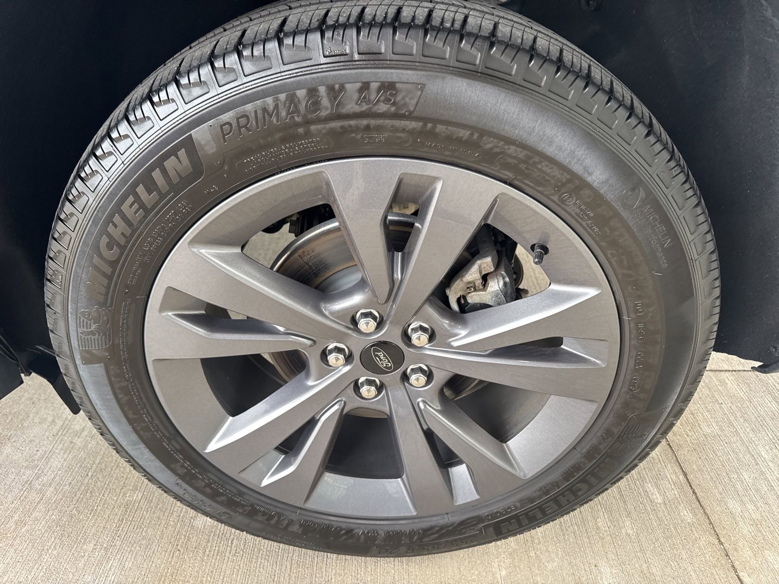 Certified 2023 Ford Explorer XLT w/ Equipment Group 202A image 19