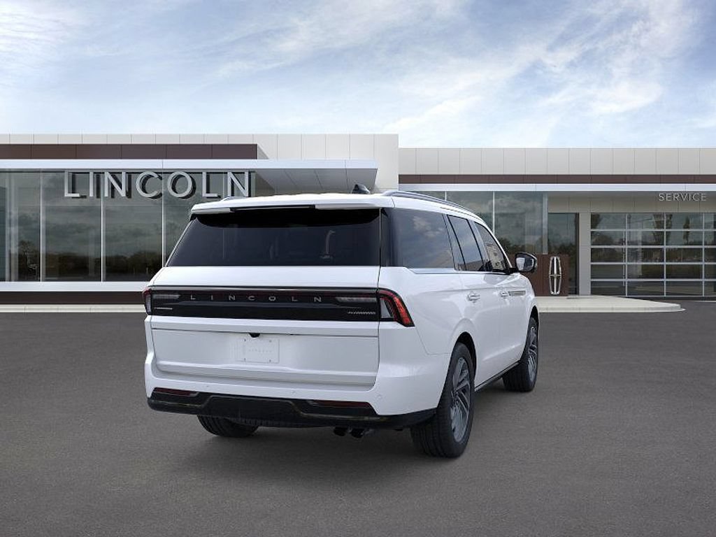New 2026 Lincoln Navigator Reserve AWD/4WD image 8
