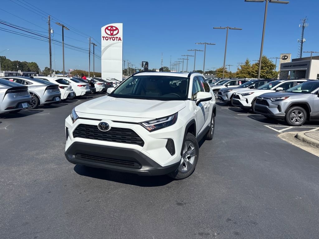 New 2025 Toyota RAV4 XLE