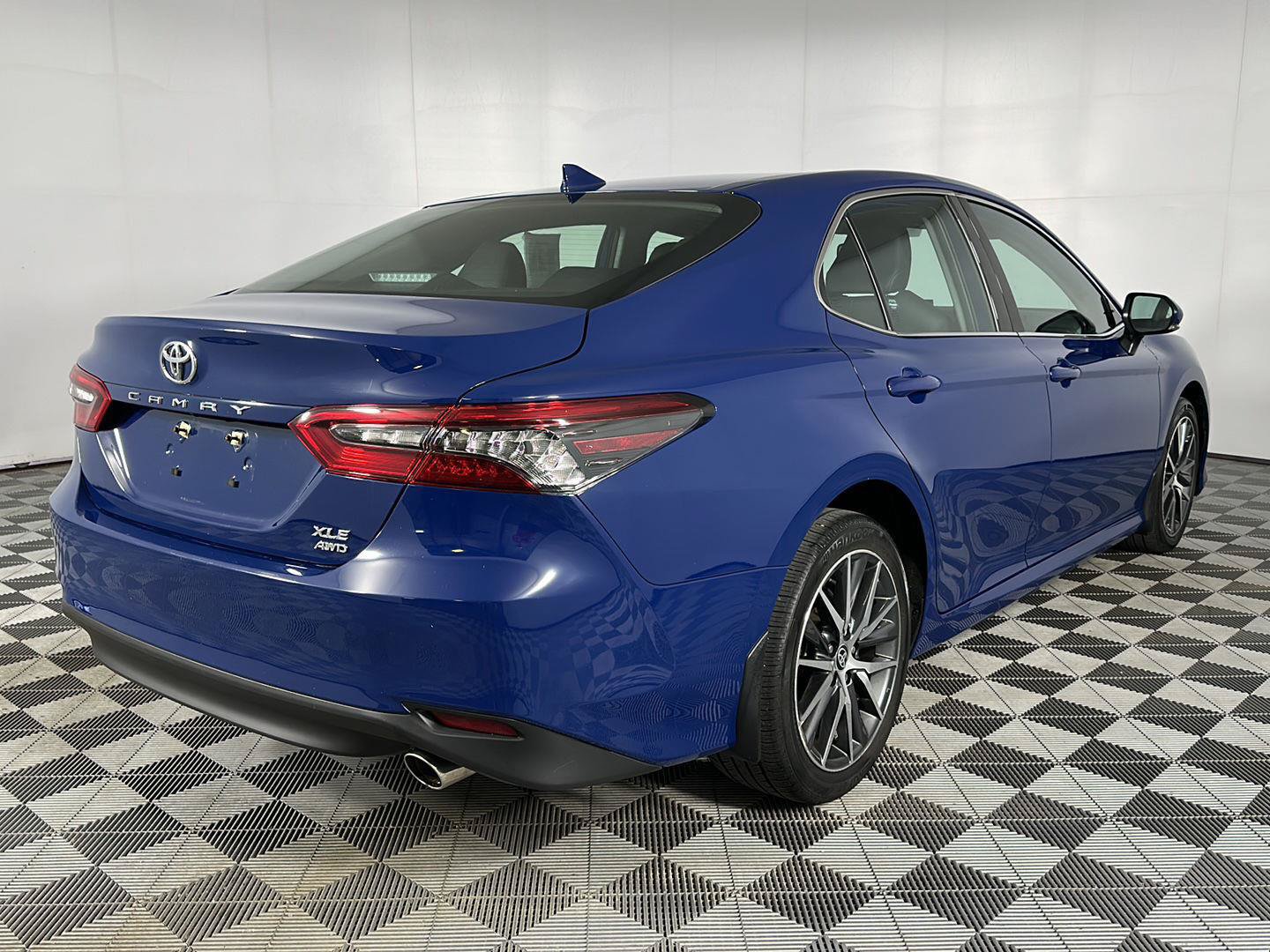 Used 2024 Toyota Camry XLE w/ Cold Weather Package AWD/4WD image 26