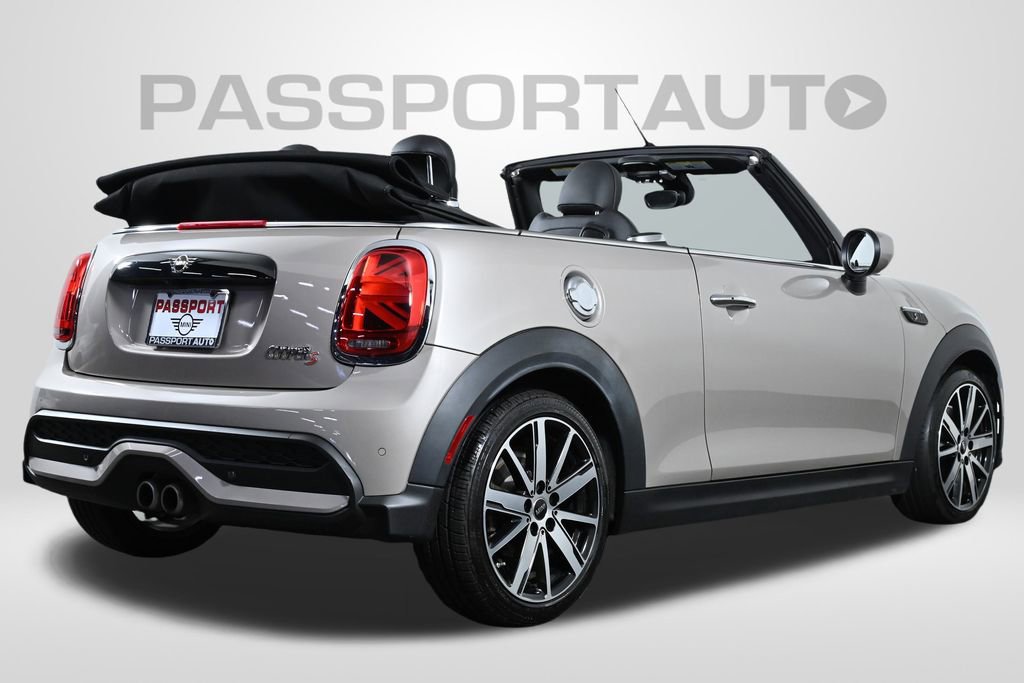 Certified 2024 MINI Cooper S FWD image 10