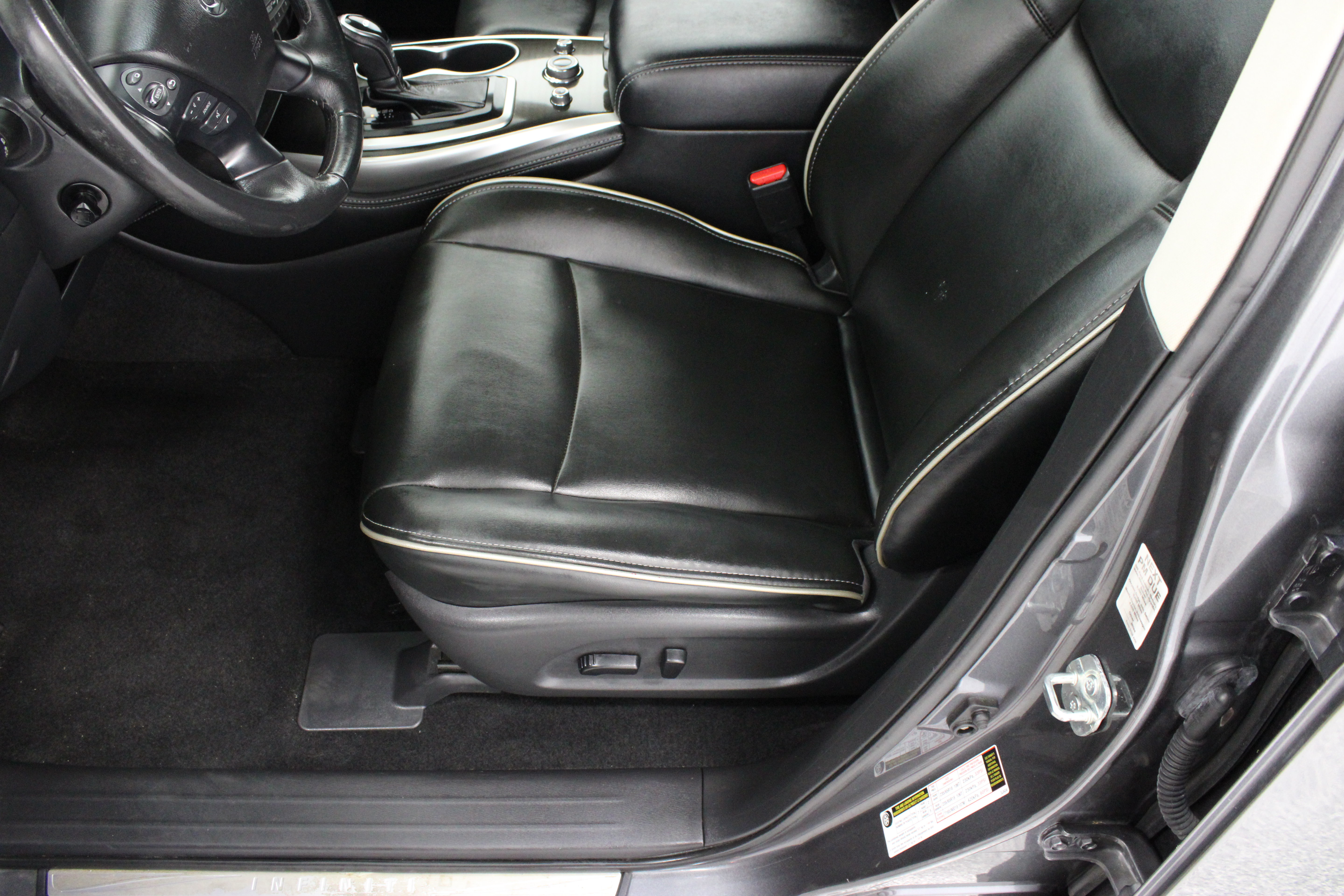 Used 2019 INFINITI QX60 Pure AWD/4WD image 15