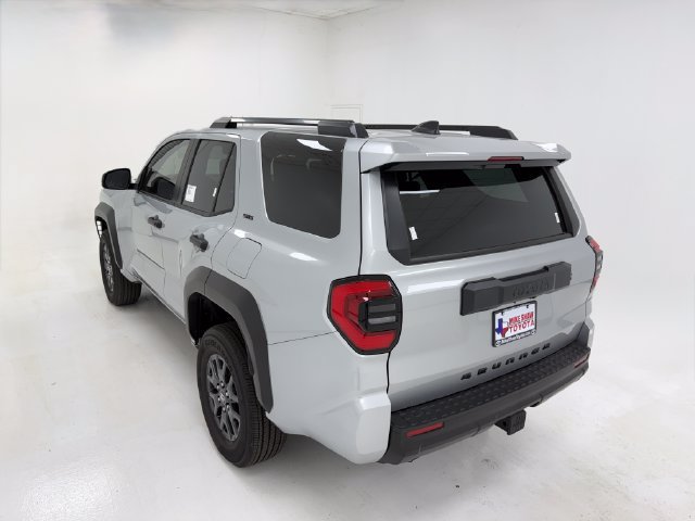 New 2026 Toyota 4Runner SR5 AWD/4WD image 38